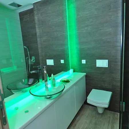 Aco * טרביניה